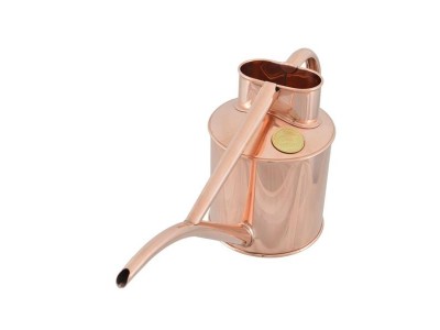 Haws Copper Pot Waterer (2 pint, 1 litre capacity). 